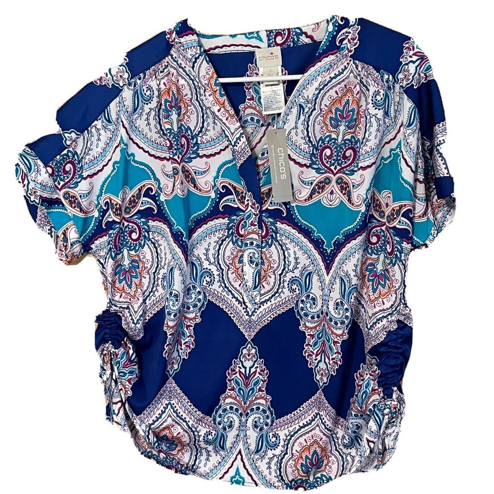 NWT chico’s womens sz small 1 side cinch Short Sleeve shirt Blouse Colorful
